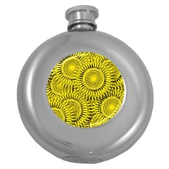 Abstract Sun Pattern Yellow Background Round Hip Flask (5 Oz)