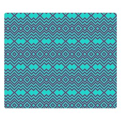 Chevron Zigzag Pattern Premium Plush Fleece Blanket (small)