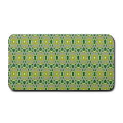 Leaf - 02 Medium Bar Mat by nateshop