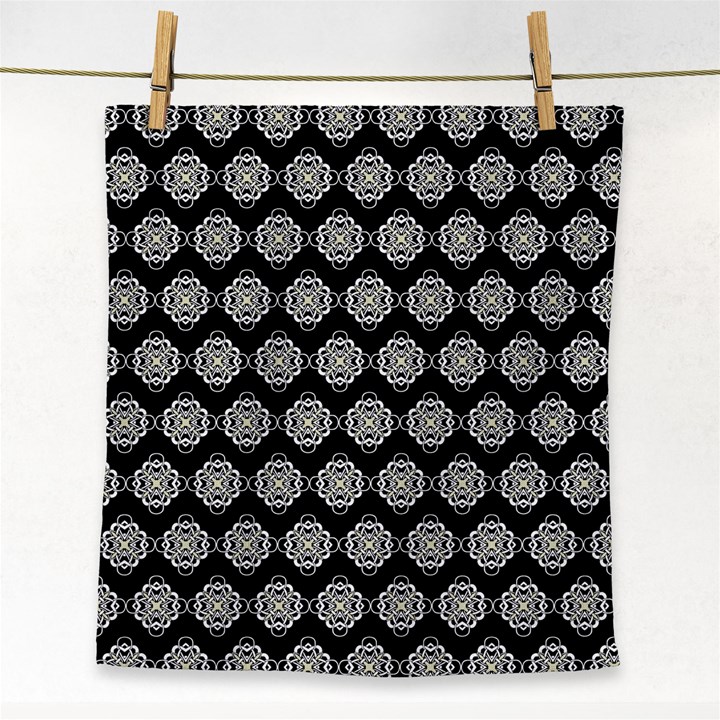 Abstract Knot Geometric Tile Pattern Face Towel