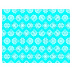 Abstract Knot Geometric Tile Pattern Premium Plush Fleece Blanket (medium)