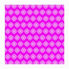 Abstract Knot Geometric Tile Pattern Medium Glasses Cloth (2 Sides) by GardenOfOphir