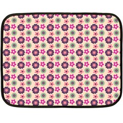 Cute Floral Pattern Fleece Blanket (mini) by GardenOfOphir