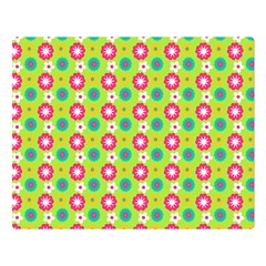 Cute Floral Pattern Premium Plush Fleece Blanket (Large)