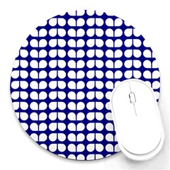 Blue And White Leaf Pattern Round Mousepad