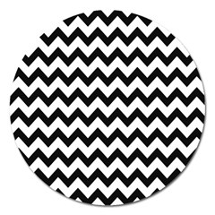 Black And White Chevron Magnet 5  (round) by GardenOfOphir