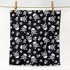 Skull-crossbones-seamless-pattern-holiday-halloween-wallpaper-wrapping-packing-backdrop Face Towel by Ravend