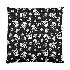 Skull-crossbones-seamless-pattern-holiday-halloween-wallpaper-wrapping-packing-backdrop Standard Cushion Case (one Side) by Ravend