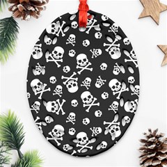 Skull-crossbones-seamless-pattern-holiday-halloween-wallpaper-wrapping-packing-backdrop Ornament (oval Filigree) by Ravend