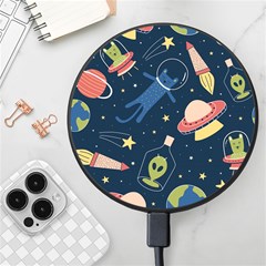 Seamless-pattern-with-funny-aliens-cat-galaxy Wireless Fast Charger(black) by Salman4z