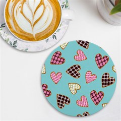 Seamless Pattern With Heart Shaped Cookies With Sugar Icing Uv Print Round Tile Coaster by pakminggu