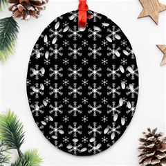 Snowflakes Background Pattern Oval Filigree Ornament (Two Sides)