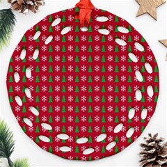 Snowflake Christmas Tree Pattern Round Filigree Ornament (two Sides) by pakminggu