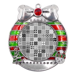 Black And White Geometric Patterns Metal X Mas Ribbon With Red Crystal Round Ornament