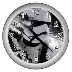 Stormtrooper Wall Clock (silver) by Bakwanart