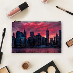 Skyline Sunset United States Reflection Usa,new York Manhattan Cosmetic Bag (medium) by Bakwanart