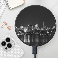 Photography Of Buildings New York City  Nyc Skyline Wireless Fast Charger(black) by Bakwanart