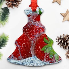 Red Strawberries Water Squirt Strawberry Fresh Splash Drops Ornament (christmas Tree) 