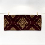 Vector Gold Ornament Pattern Seamless Damask Hand Towel Front