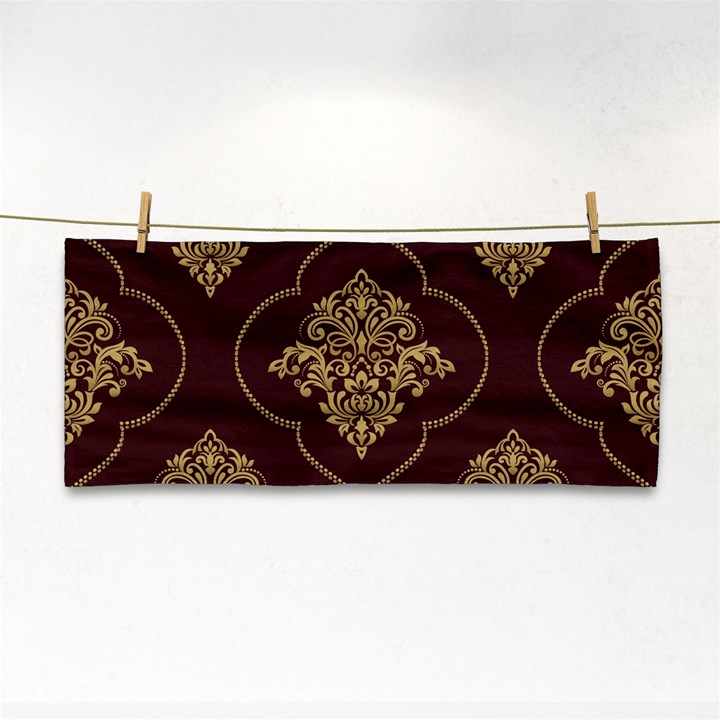 Vector Gold Ornament Pattern Seamless Damask Hand Towel