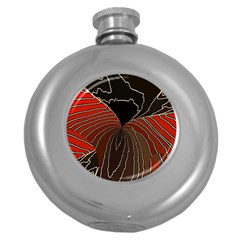 Red Gold Black Voracious Plant Leaf Round Hip Flask (5 Oz)