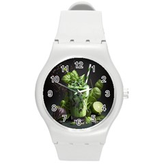 Drink Spinach Smooth Apple Ginger Round Plastic Sport Watch (m) by Ndabl3x