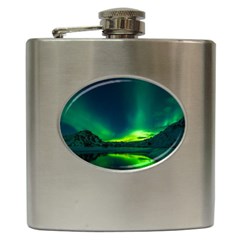 Iceland Aurora Borealis Hip Flask (6 Oz) by Cowasu