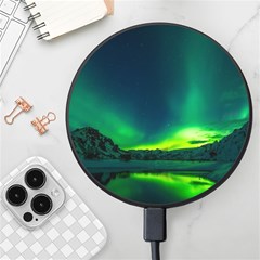 Iceland Aurora Borealis Wireless Fast Charger(black) by Cowasu