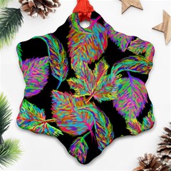 Autumn Pattern Dried Leaves Ornament (snowflake)