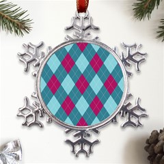 Argyle-pattern-seamless-fabric-texture-background-classic-argill-ornament Metal Large Snowflake Ornament