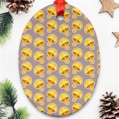 Yellow-mushroom-pattern Ornament (oval)