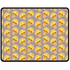 Yellow-mushroom-pattern Fleece Blanket (medium) by uniart180623