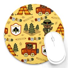 Seamless-pattern-funny-ranger-cartoon Round Mousepad by uniart180623