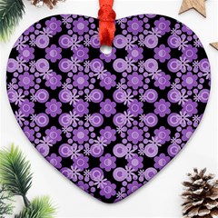 Bitesize Flowers Pearls And Donuts Lilac Black Heart Ornament (two Sides)