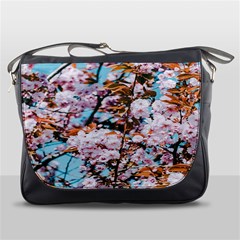 Nature Beautiful Rainbow Messenger Bag