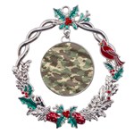 Camouflage Design Metal X mas Wreath Holly leaf Ornament Front