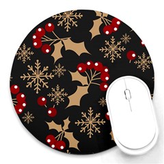 Christmas-pattern-with-snowflakes-berries Round Mousepad