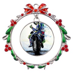 Download (1) D6436be9-f3fc-41be-942a-ec353be62fb5 Download (2) Vr46 Wallpaper By Reachparmeet - Download On Zedge?   1f7a Metal X mas Wreath Ribbon Ornament