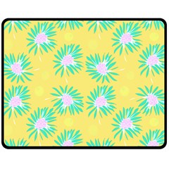 Mazipoodles Bold Daises Yellow Fleece Blanket (medium) by Mazipoodles