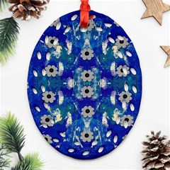 Oilpainting Blue Flowers In The Peaceful Night Oval Filigree Ornament (two Sides)