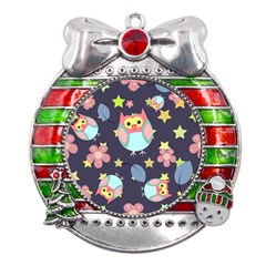 Owl-stars-pattern-background Metal X mas Ribbon With Red Crystal Round Ornament by pakminggu