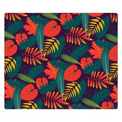 Leaves Pattern Seamless Premium Plush Fleece Blanket (small)