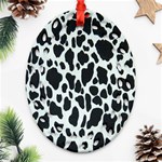 Black And White Cow Print 10 Cow Print, Hd Wallpaper Ornament (Oval Filigree) Front