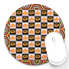 Chess Halloween Pattern Round Mousepad by Ndabl3x