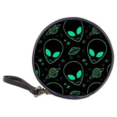 Alien Green Black Pattern Classic 20-cd Wallets by Ndabl3x