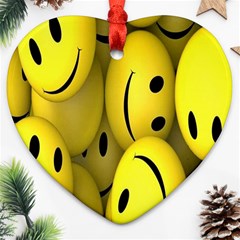 Emoji, Colour, Faces, Smile, Wallpaper Ornament (heart) by nateshop