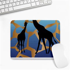 Giraffe Lover T- Shirt G I R A F F E O N G I R A F F E P R I N T P R E T T Y F O R V A C A T I O N T Small Mousepad