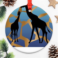 Giraffe Lover T- Shirt G I R A F F E O N G I R A F F E P R I N T P R E T T Y F O R V A C A T I O N T Ornament (Round)