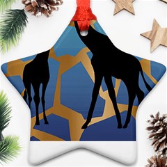 Giraffe Lover T- Shirt G I R A F F E O N G I R A F F E P R I N T P R E T T Y F O R V A C A T I O N T Ornament (Star)