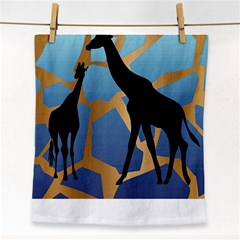 Giraffe Lover T- Shirt G I R A F F E O N G I R A F F E P R I N T P R E T T Y F O R V A C A T I O N T Face Towel